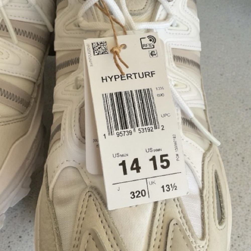 Adidas White mens turf cleats - Picture 3 of 4